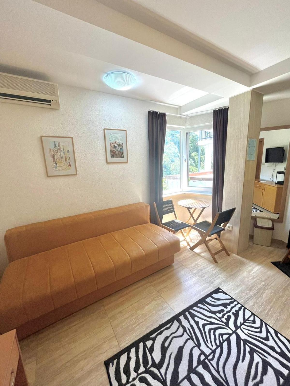 Apartments Harmonija Budva Bagian luar foto