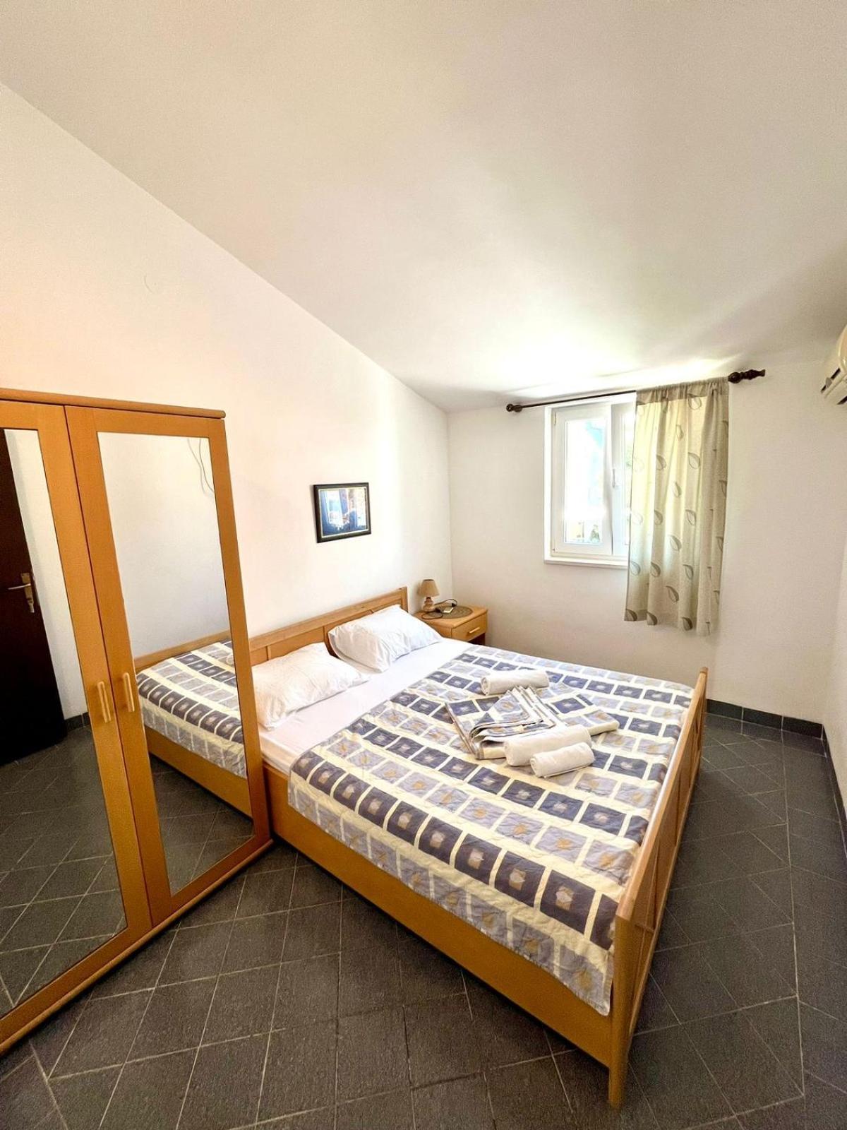 Apartments Harmonija Budva Bagian luar foto
