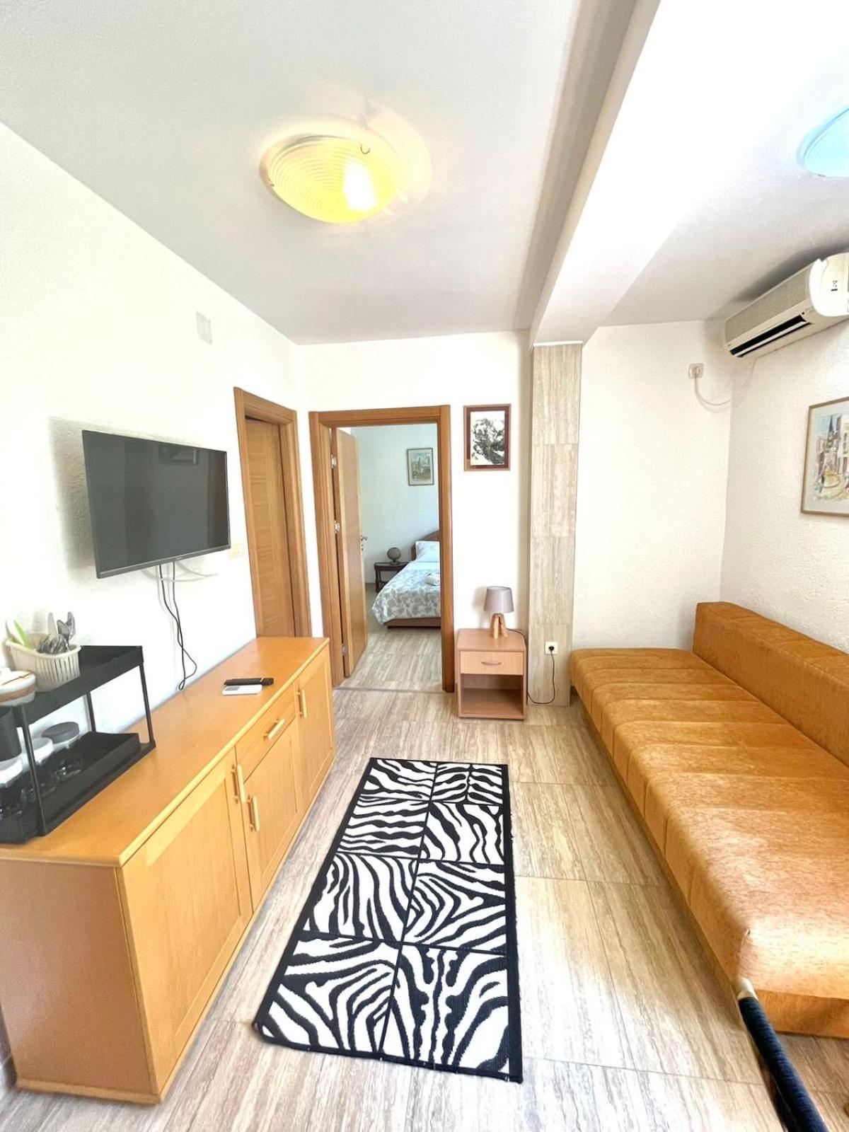 Apartments Harmonija Budva Bagian luar foto