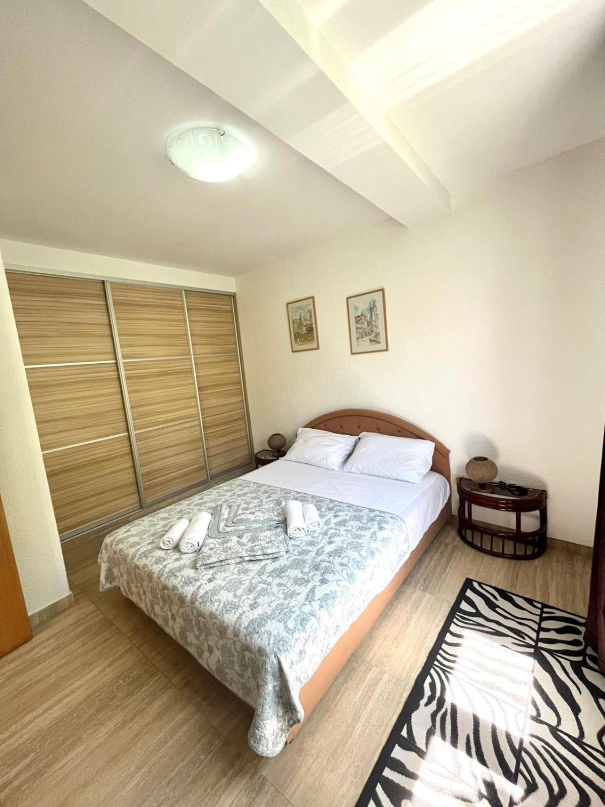 Apartments Harmonija Budva Bagian luar foto