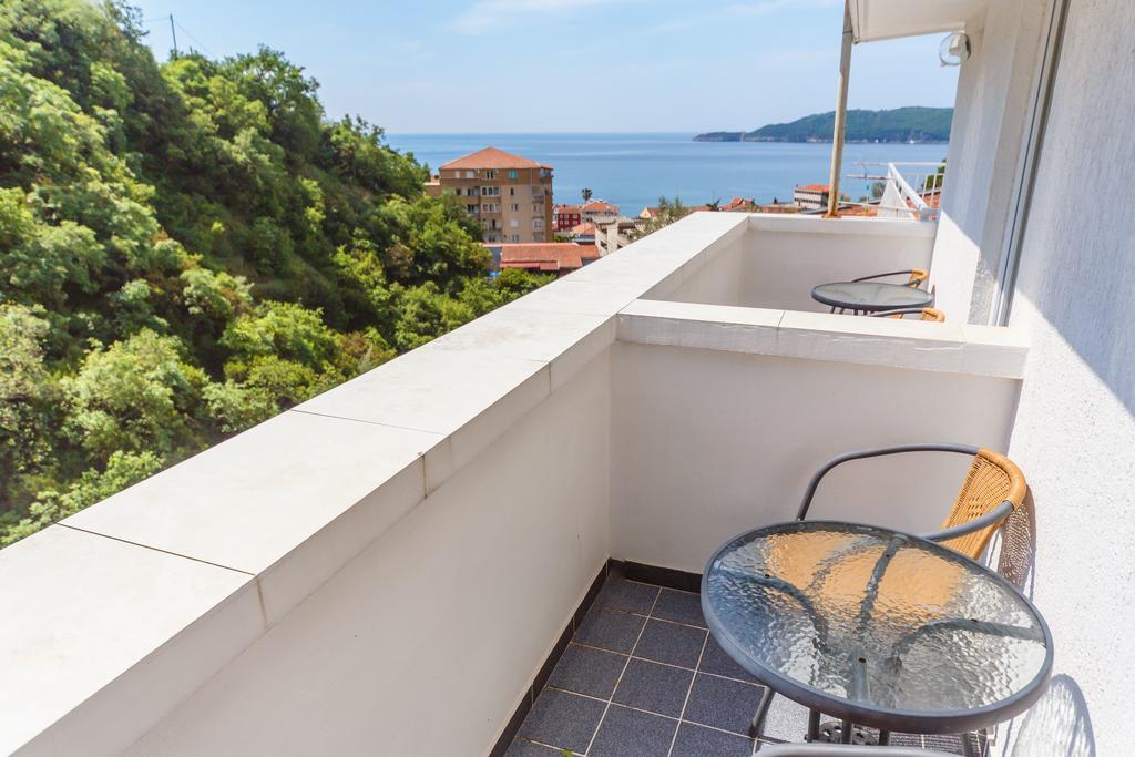 Apartments Harmonija Budva Bagian luar foto